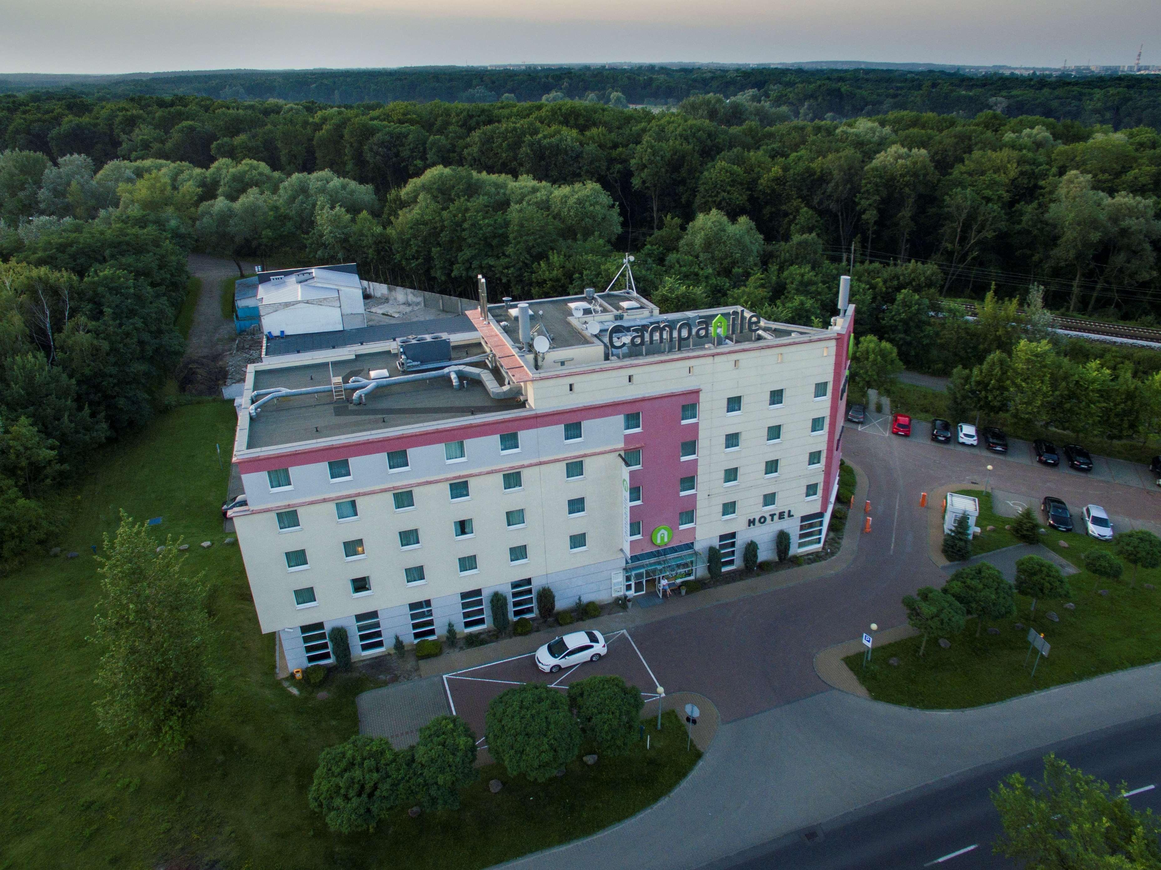 Hotel Campanile Poznan Exterior foto