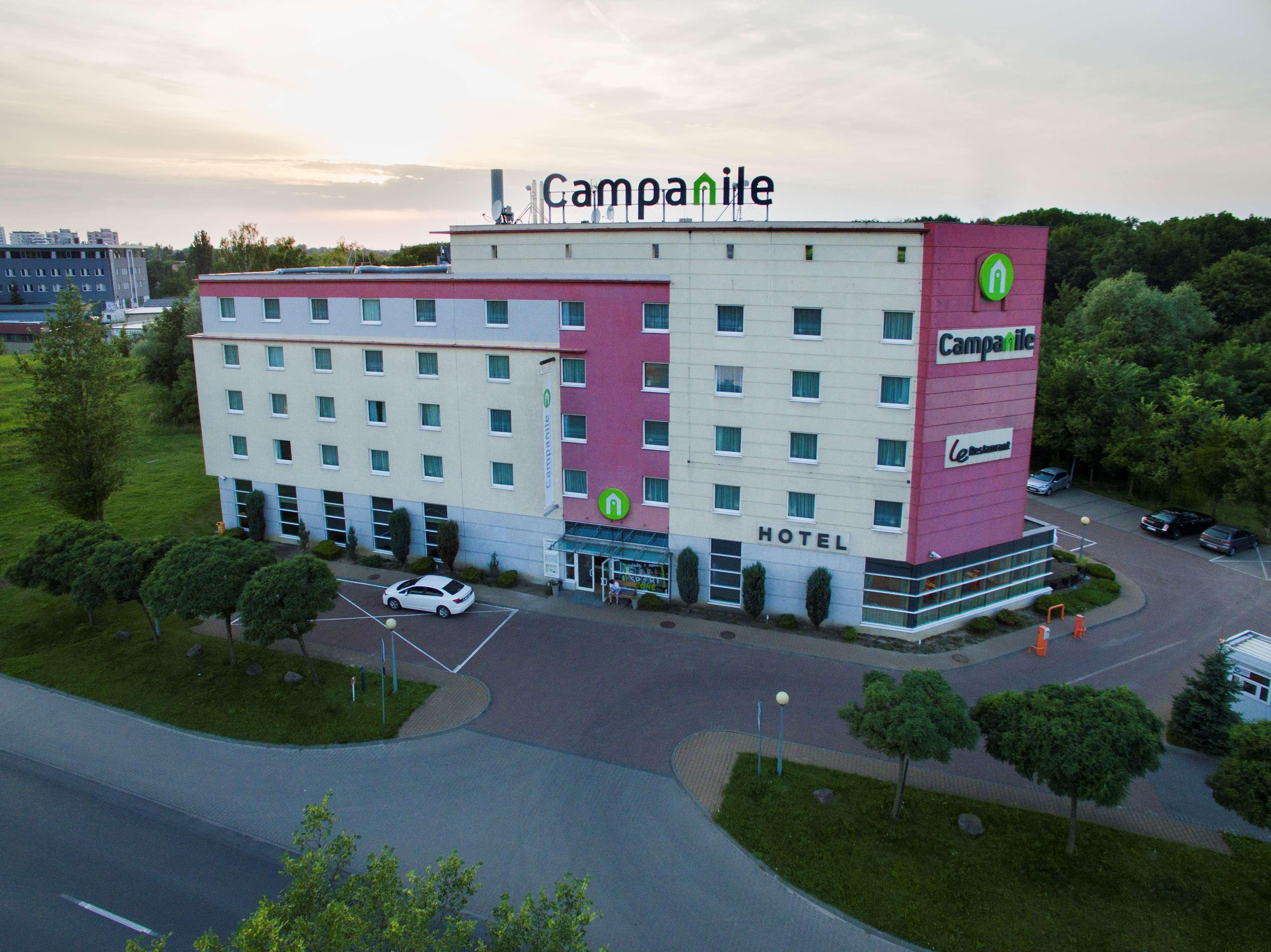 Hotel Campanile Poznan Exterior foto